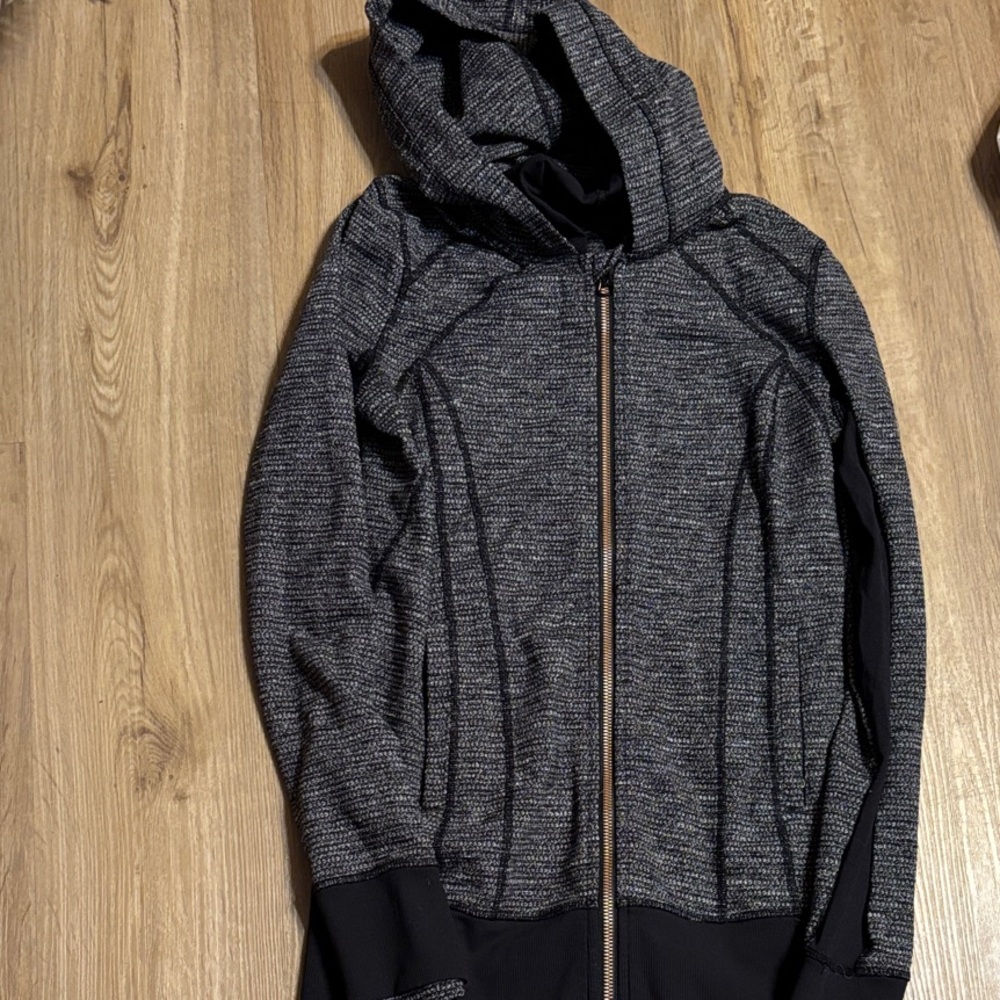 Lululemon Women’s Zip Up